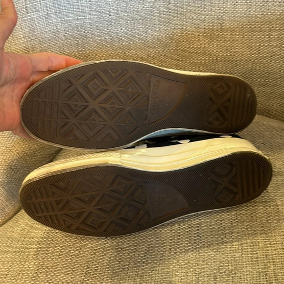 Comme Des Garçons Play x Converse Chuck 70  Hi top Sneakers - Picture 7 of 12